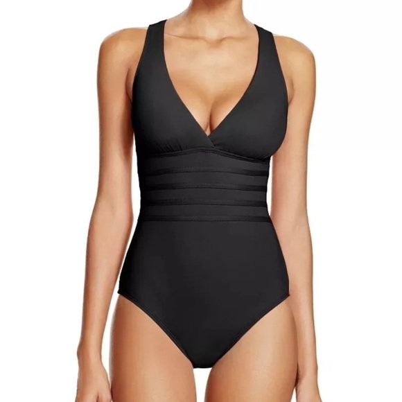 La Blanca Other - LA BLANCA Cross Back One-Piece Swimsuit